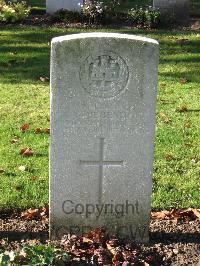 Cite Bonjean Military Cemetery Armentieres - De Beger, G